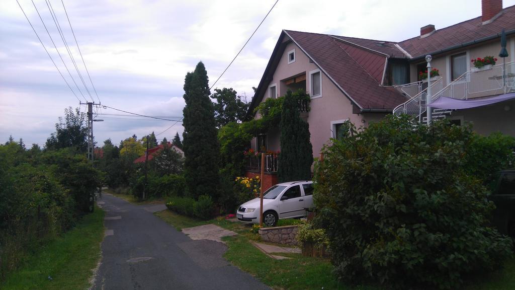 Bertalan Apartman Vonyarcvashegy Exterior foto
